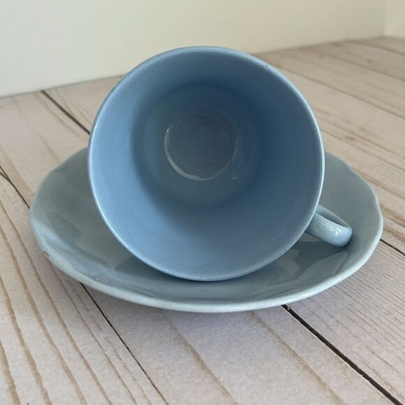 1950s Grindley Lupin Blue Petalware teacup and saucer - Picture 2 of 7
